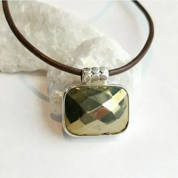 VINTAGE Pyrite in Sterling Silver pendant necklace - Picture 1 of 8